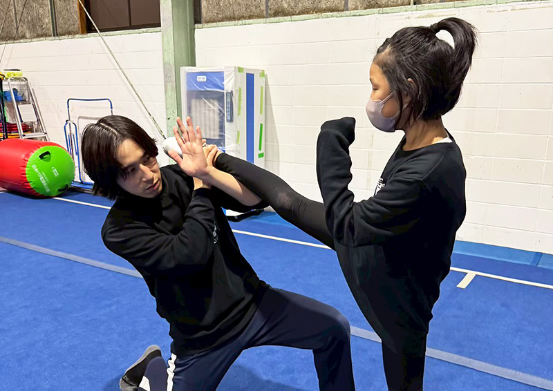 現代アクション